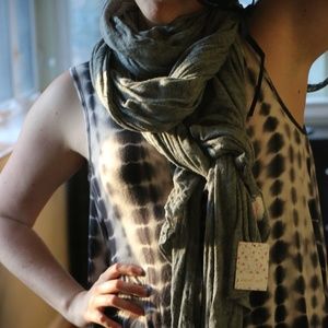 Free People NWT grey soft jersey scarf